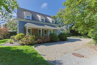 22 Cahoons Hollow, Chatham, MA 02633