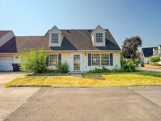 1151 Atwood Dr Unit 29-8, Cleveland, OH 44108