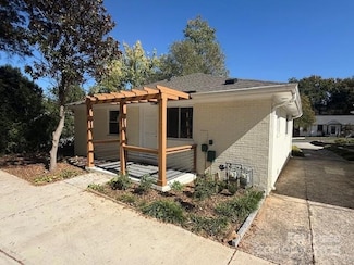 2123 Thurmond Place, Charlotte, NC 28205