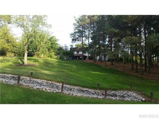 2156 Angling Rd, Corfu, NY 14036