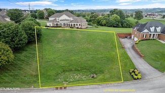 825 Berkeley Dr, Morristown, TN 37814