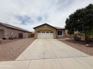 888 E Aberdeen Dr, Gilbert, AZ 85298