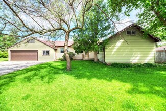 131 Ash Ave, Wood Dale, IL 60191