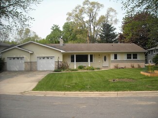 6305 Southern Cir, Monona, WI 53716