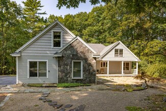 55 Sandpiper Dr, Dover, NH 03820
