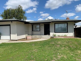 2948 F St, Selma, CA 93662