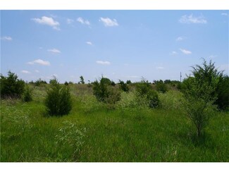 4875 Eisenhower Rd, Baldwin City, KS 66006