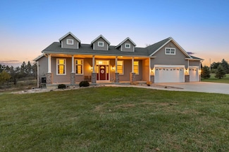 N7146 Pacific Ridge, Pardeeville, WI 53954