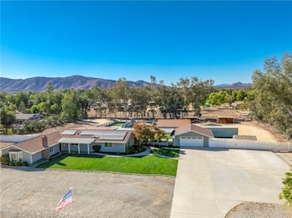 30245 Santa fe St, Hemet, CA 92543