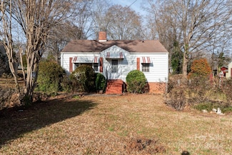 306 E Herman St, Newton, NC 28658