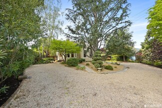 17510 Vineland Ave, Monte Sereno, CA 95030