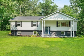 17 Dogwood Knolls, Highland, NY 12528