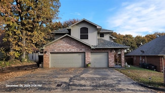 1637 Arbor Ridge Dr, Fort Worth, TX 76112