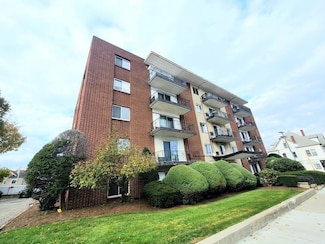 80 Main St Unit 20, Malden, MA 02148