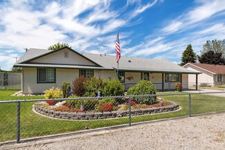 4805 N Mitchell Dr, Otis Orchards, WA 99027