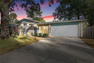 12447 Betsy Ross Ln, Saint Louis, MO 63146