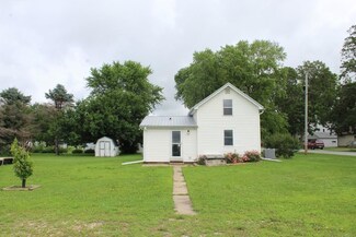 103 Lincoln St, Plainfield, IA 50666