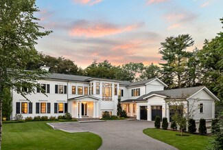 204 Clyde St, Chestnut Hill, MA 02467