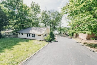 656 Hinton Hills Loop, Hardinsburg, KY 40143