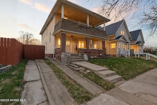 2927 Stickney Ave, Toledo, OH 43608