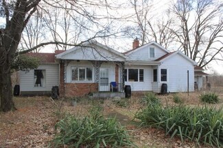 6355 E 25 N, Knox, IN 46534