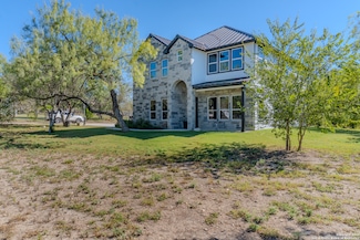19026 County Road 5741, Castroville, TX 78009