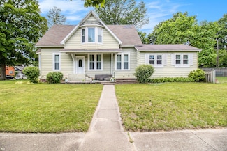 409 E Filer St, Ludington, MI 49431