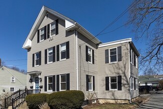 10 Traverse St, Gloucester, MA 01930