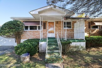 999 N Manhattan Ct, Hazleton, PA 18201