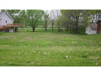305 Forestcliff Ct, Davis, IL 61019