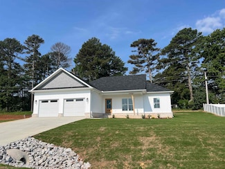 721 Oakview Cir, Killen, AL 35645
