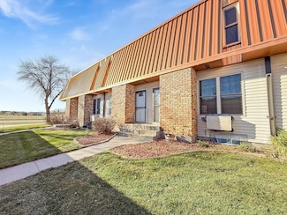 336 13th Ave E, West Fargo, ND 58078