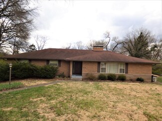 6625 W Farm Acres Dr, Cincinnati, OH 45237