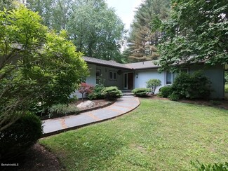 104 Forest Rd, Williamstown, MA 01267