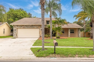 2271 Adam Ct, Palm Harbor, FL 34683