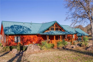 37678 Cardinal Ln, Squaw Valley, CA 93675