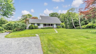 101 Sebonac Inlet Rd, Southampton, NY 11968