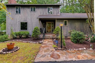 416 S Westview Dr, Winston Salem, NC 27104