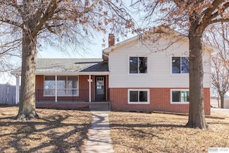 212 Natchez St, Memphis, NE 68042