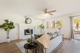 308 Arlington Dr, Oceanside, CA 92057