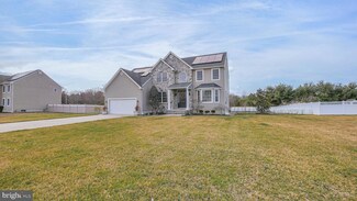 19 Dogwood Ln, Hammonton, NJ 08037