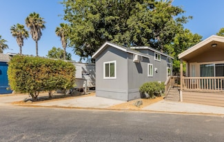 5878 Garlic Farm Dr Unit 80, Gilroy, CA 95020