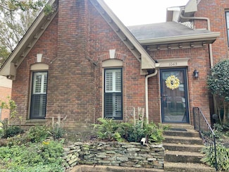 1043 Park Court Dr, Memphis, TN 38119