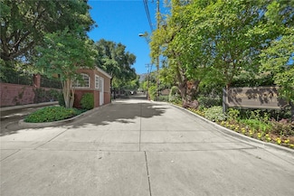 255 El Cielo Ln, Bradbury, CA 91008