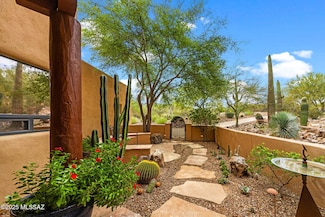 1504 N Desert Trumpet Ct, Tucson, AZ 85745