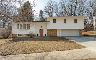 1734 Walden Ln SW, Rochester, MN 55902