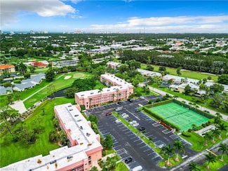 100 Forest Lakes Blvd Unit 312, Naples, FL 34105