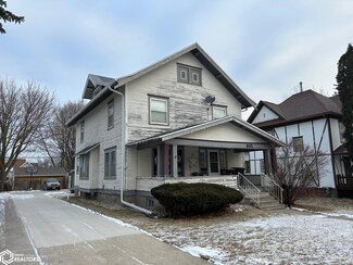 805 W Broadway St, Eagle Grove, IA 50533