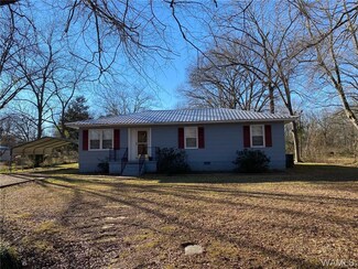 502 2nd St NW, Reform, AL 35481