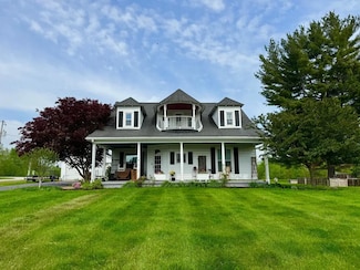 219 Sugar St, Veedersburg, IN 47987